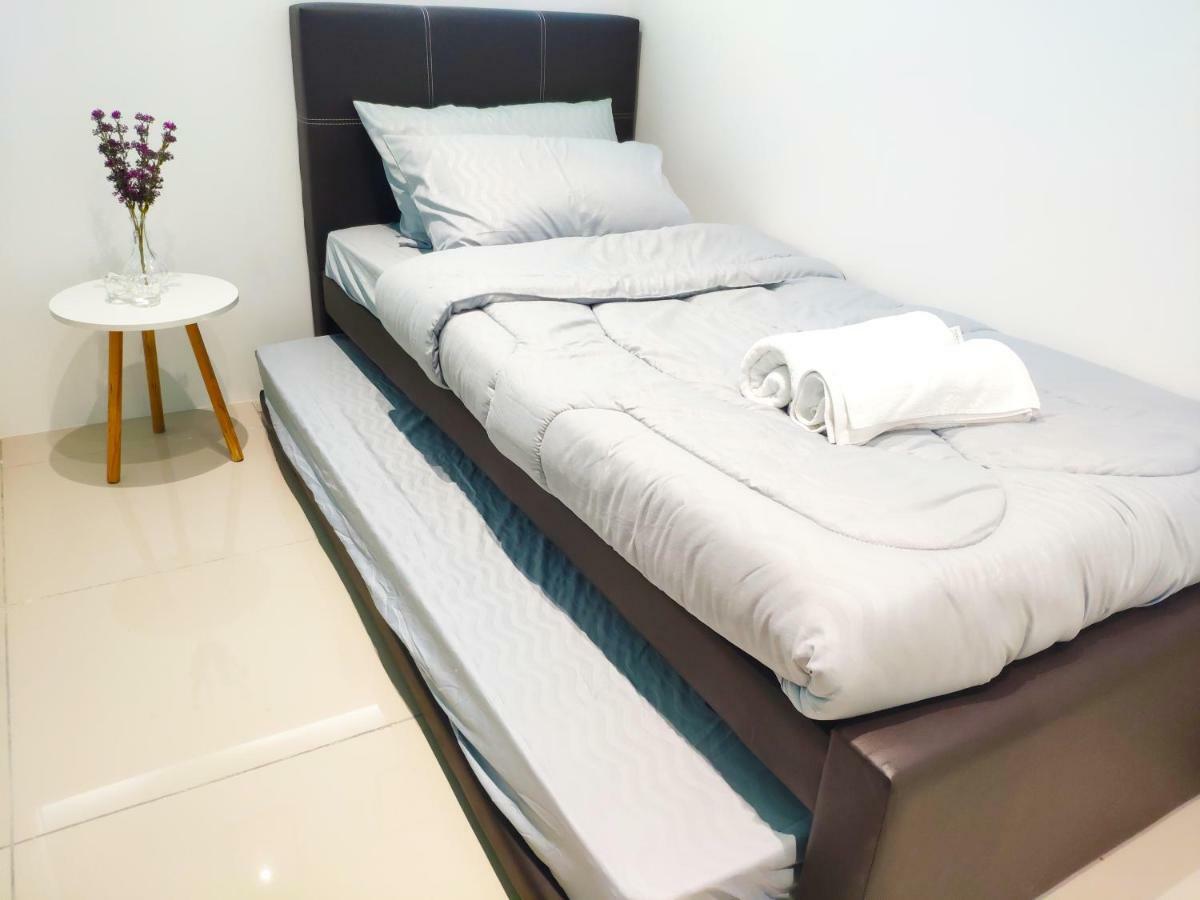 5-star + Infinity Pool, 4 Pax, 1 Min To Jaya One * Petaling Jaya